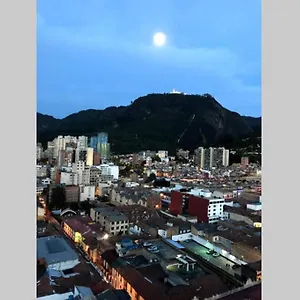 (1902a) - Apto En El Corazón De La Ciudad Con Vista única Apartamento Bogotá