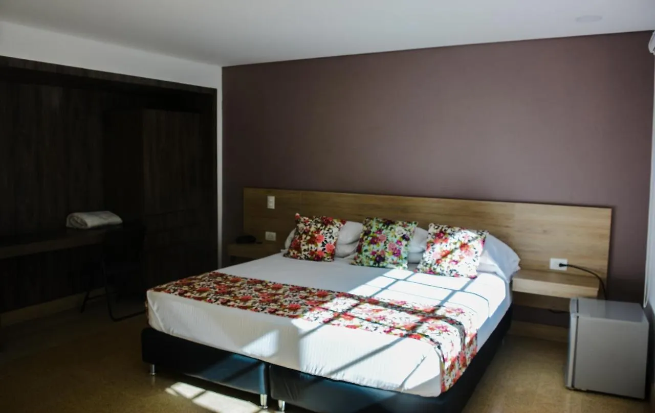 Hotel Poma Rosa Medellin 4*,  Colombia