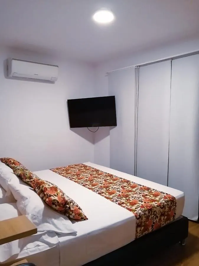 Hotel Poma Rosa Medellin
