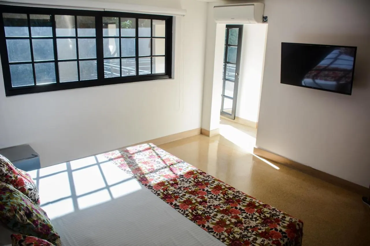 ****  Hotel Poma Rosa Medellin Colombia